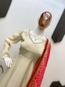 Photo 1748@22 07 2025 13 16 01 225x300